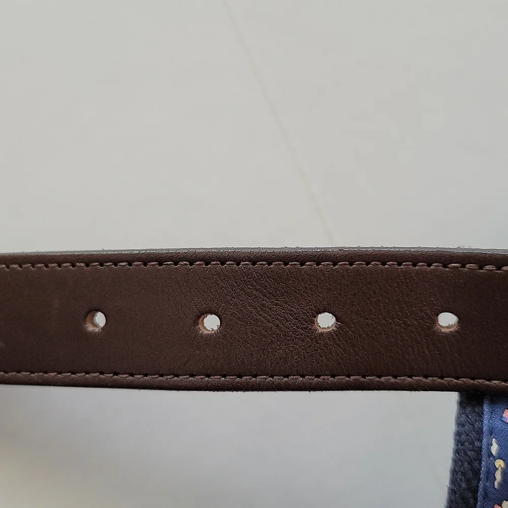 Vineyard Vines Blue and Gold Patterned Belt